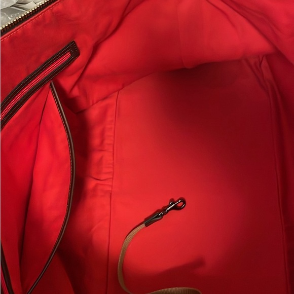 Large Dooney & Bourke travel / overnight bag - Picture 3 of 3